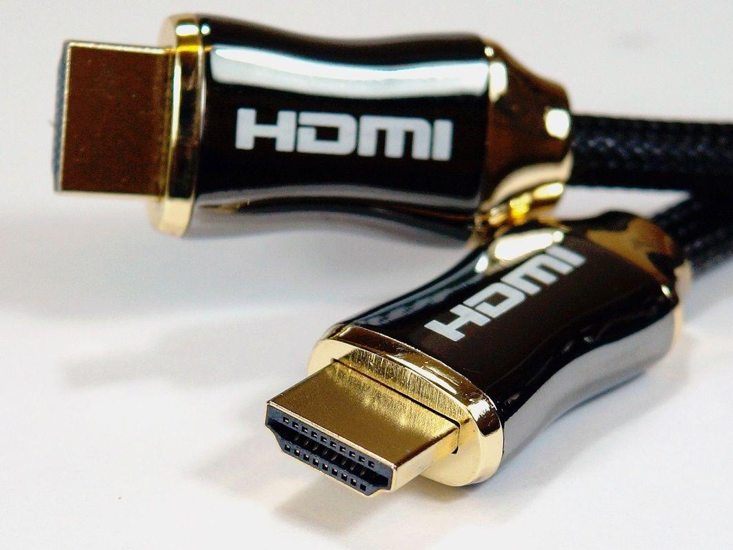 4K DisplayPort to HDMI Cable | Gold-Plated, Nylon Braided | 1M–5M